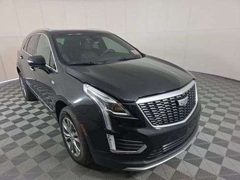 Used 2021 Cadillac XT5 Premium Luxury FWD image 2