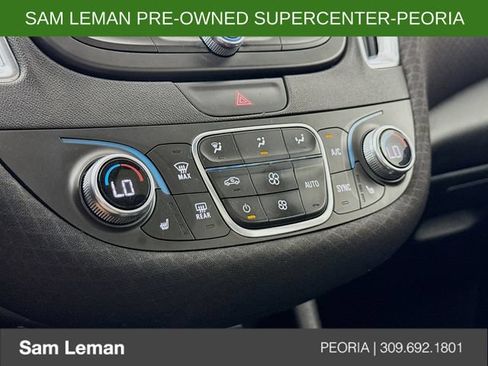 Used 2019 Chevrolet Malibu LT FWD image 15