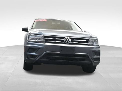 Used 2021 Volkswagen Tiguan SE AWD/4WD image 33
