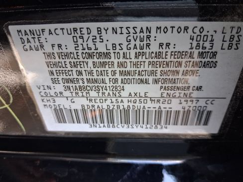 Used 2025 Nissan Sentra SV FWD image 30