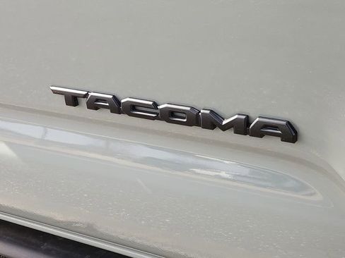 Used 2023 Toyota Tacoma TRD Off-Road w/ Black Out Package (TMS) image 7