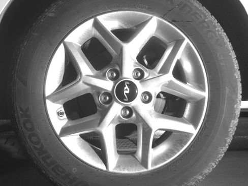 Used 2025 Kia Soul LX w/ LX Technology Package FWD image 14