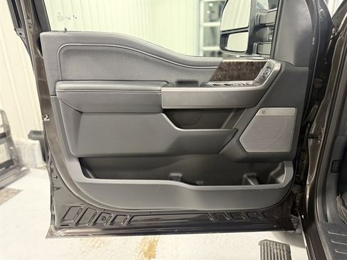 Used 2025 Ford F350 Lariat w/ Lariat Ultimate Package image 10