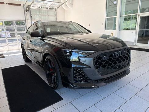 Used 2025 Audi RS Q8 performance AWD/4WD image 6