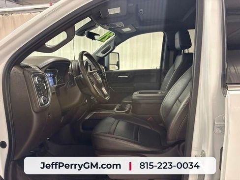 Used 2021 GMC Sierra 2500 Denali w/ Denali Ultimate Package AWD/4WD image 13