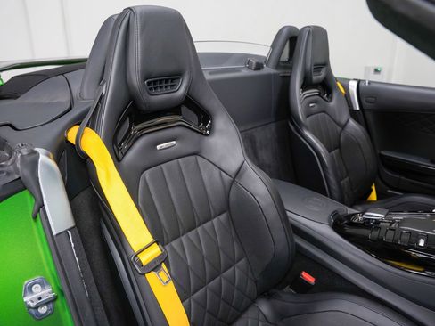 Used 2020 Mercedes-Benz AMG GT R image 33