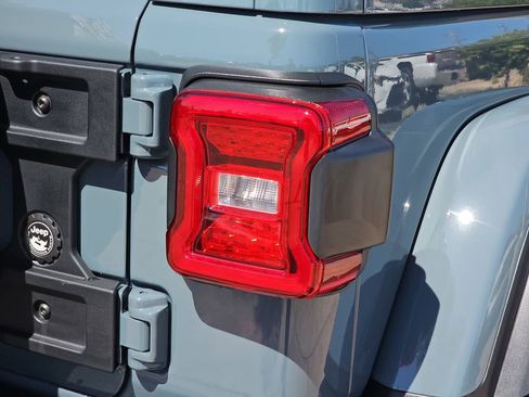 New 2026 Jeep Wrangler Unlimited Rubicon image 40