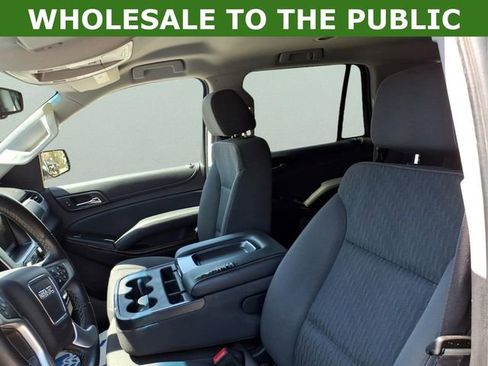 Used 2016 GMC Yukon SLE w/ Convenience Package AWD/4WD image 9