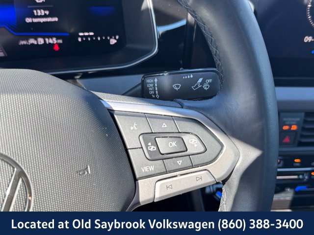 Certified 2025 Volkswagen Jetta SE FWD image 39