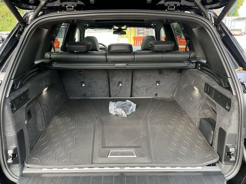 New 2026 BMW X5 xDrive50e image 24