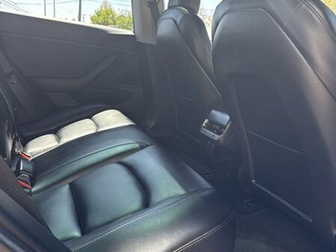 Used 2018 Tesla Model 3 Long Range image 21