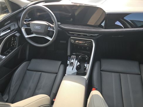Certified 2025 Audi Q5 Premium Plus w/ Premium Plus AWD/4WD image 21