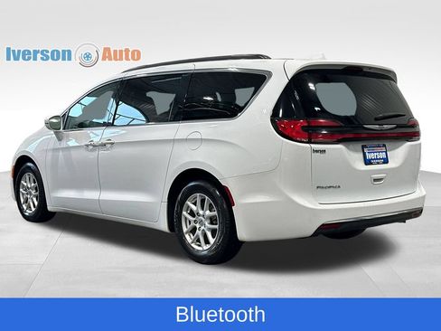 Used 2022 Chrysler Pacifica Touring-L FWD image 7