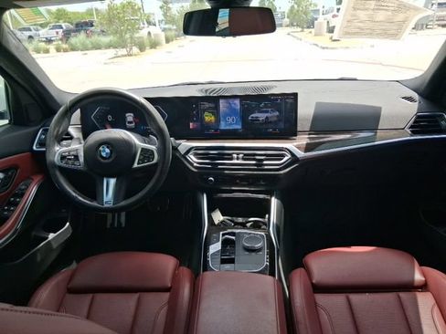 Used 2023 BMW 330i Sedan w/ M Sport Package RWD image 11