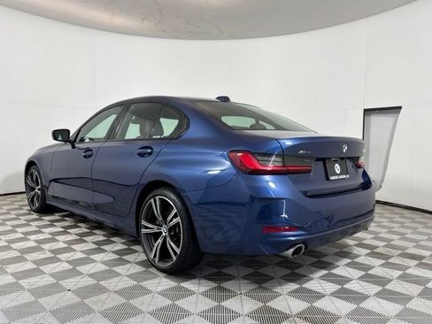 Used 2023 BMW 330i xDrive Sedan w/ Premium Package AWD/4WD image 5