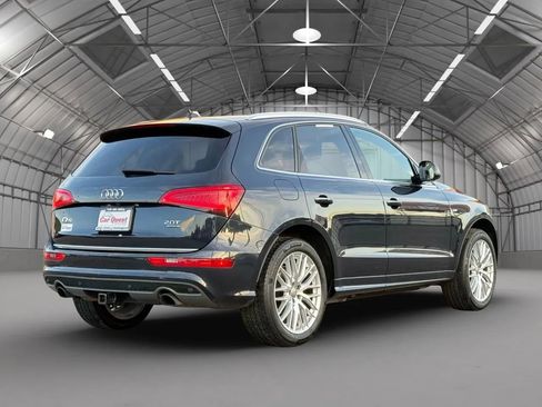 Used 2017 Audi Q5 2.0T Premium Plus w/ Technology Package image 7