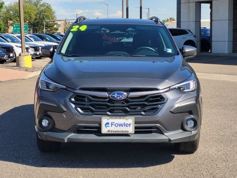 Used 2024 Subaru Crosstrek 2.5i Limited AWD/4WD image 2