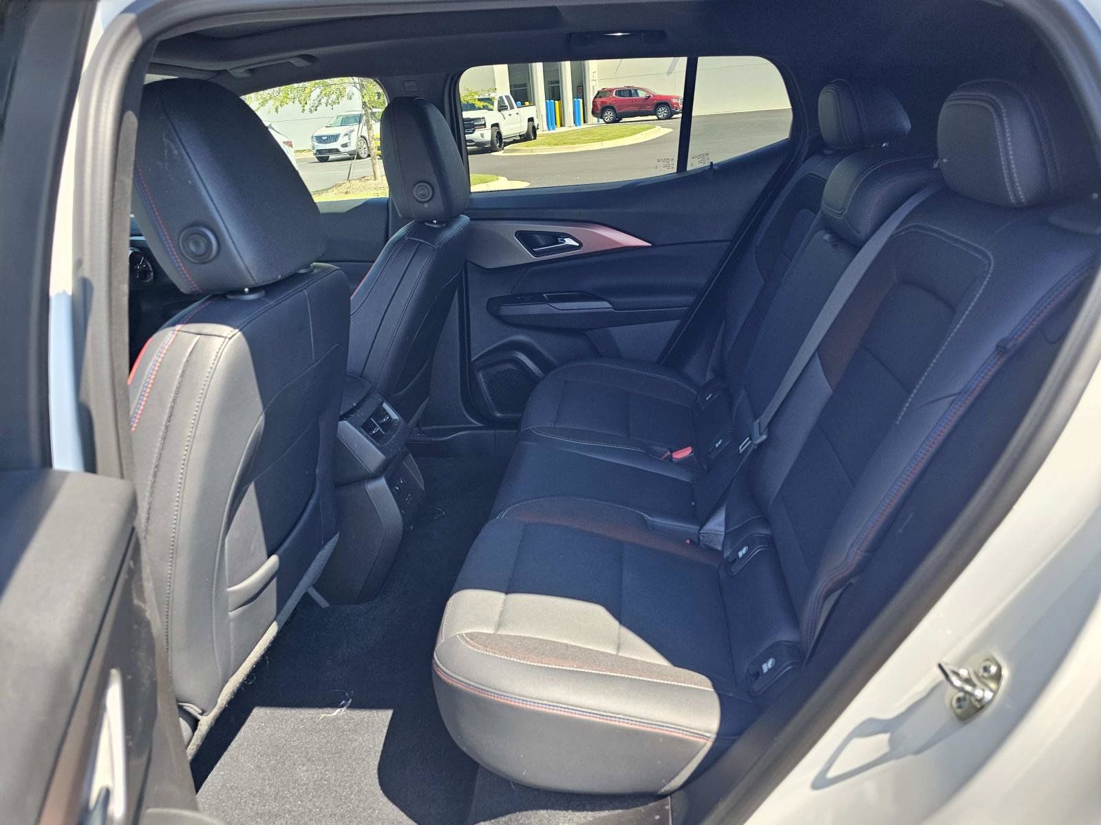 Used 2024 Chevrolet Equinox EV RS w/ Active Safety Package 3 FWD image 33