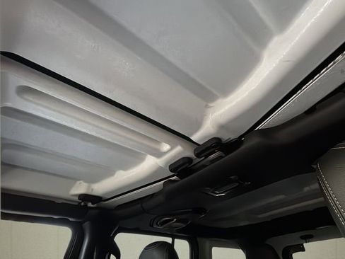 Certified 2022 Jeep Wrangler Unlimited Sport w/ Xtreme Recon 35" Tire Package image 32