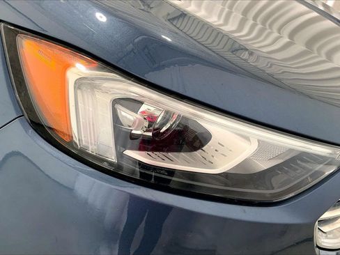 Used 2019 Ford Edge SEL w/ Equipment Group 201A FWD image 12