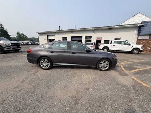 Used 2020 Honda Accord LX image 29