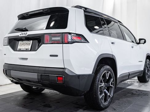 New 2026 Jeep Cherokee Overland image 4