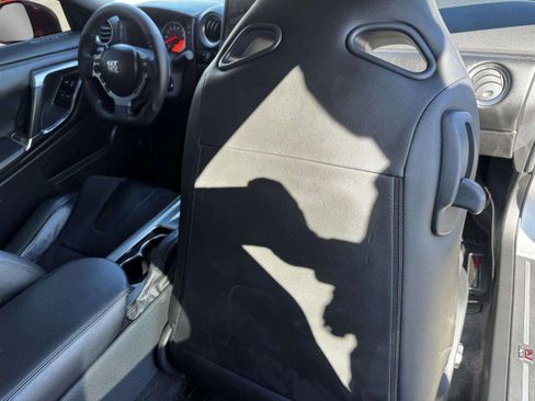 Used 2009 Nissan GT-R Premium image 51