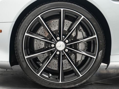 Used 2014 Aston Martin DB9 Volante image 10