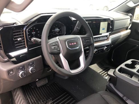 New 2025 GMC Sierra 1500 Elevation AWD/4WD image 14