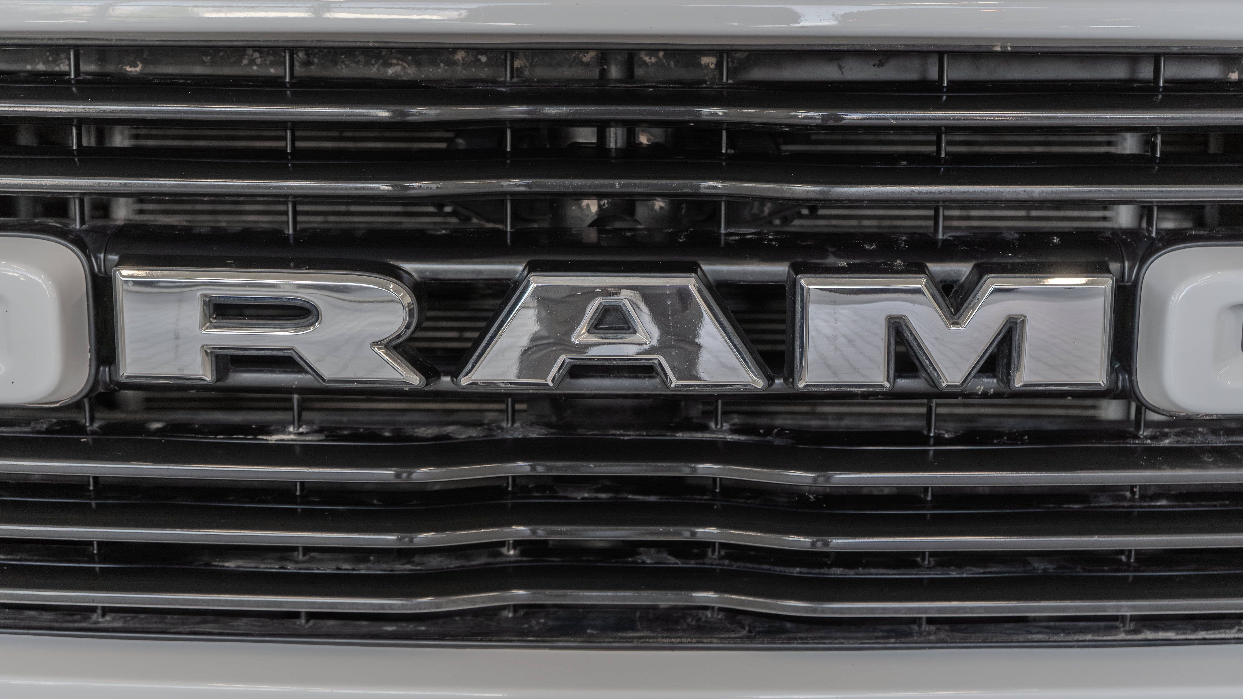 Used 2023 RAM 1500 Laramie AWD/4WD image 5