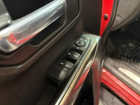 Used 2019 Chevrolet Silverado 1500 RST AWD/4WD image 10