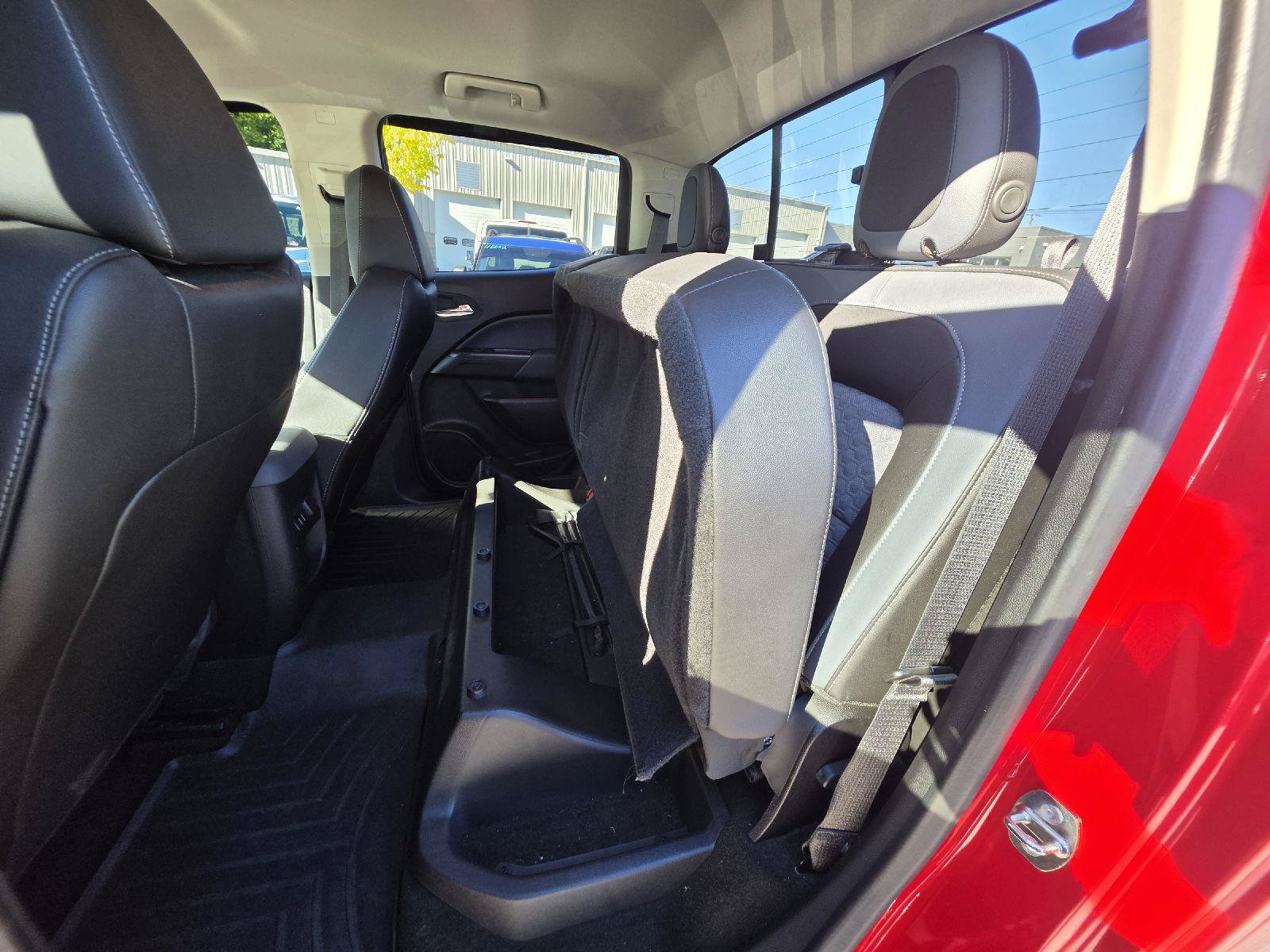 Used 2016 Chevrolet Colorado Z71 AWD/4WD image 19