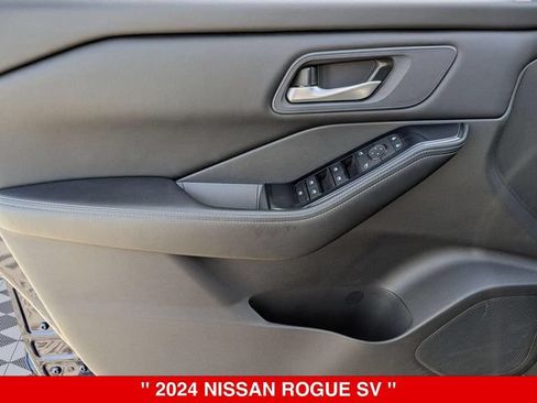 Certified 2024 Nissan Rogue SV AWD/4WD image 12