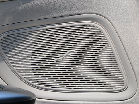 Used 2022 Mercedes-Benz C 300 Sedan image 19