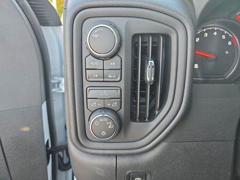 New 2026 Chevrolet Silverado 1500 W/T w/ WT Value Package AWD/4WD image 26