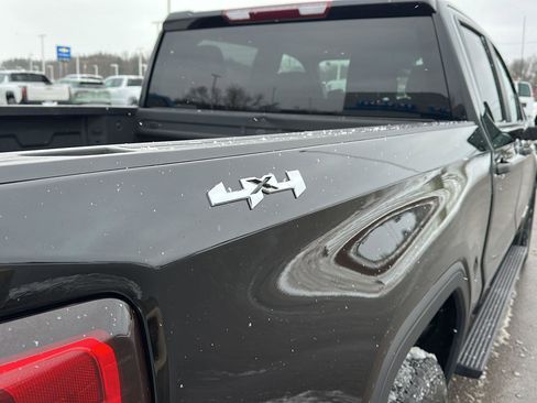 Used 2023 GMC Sierra 1500 Pro w/ Graphite Edition image 6