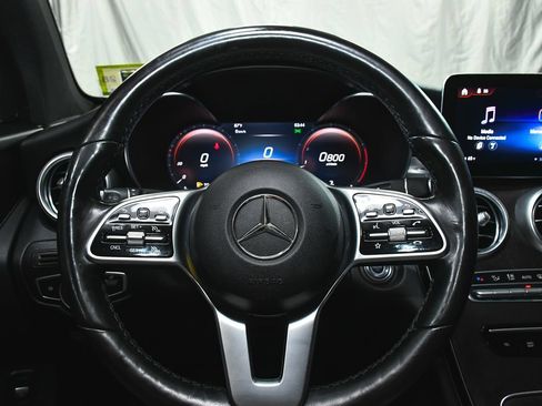 Used 2021 Mercedes-Benz GLC 300 4MATIC image 33