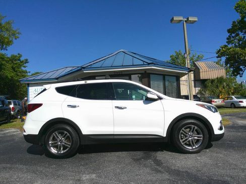Used 2018 Hyundai Santa Fe Sport FWD image 9