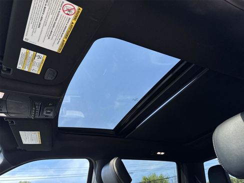 Used 2019 Ford F250 Platinum w/ Platinum Ultimate Package AWD/4WD image 23