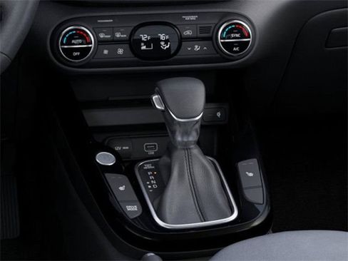 Certified 2025 Kia Soul EX FWD image 23