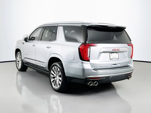 Used 2024 GMC Yukon Denali w/ Advanced Technology Package AWD/4WD image 5