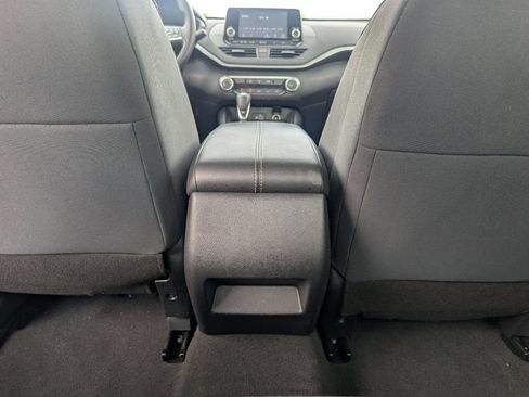 Used 2022 Nissan Altima 2.5 S FWD image 33