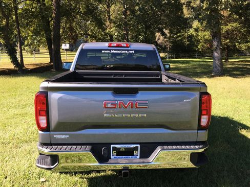 Used 2020 GMC Sierra 1500 4x4 Regular Cab w/ Sierra Value Package image 4