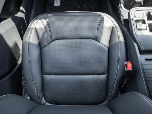 New 2025 Ford Mustang Mach-E Premium image 31