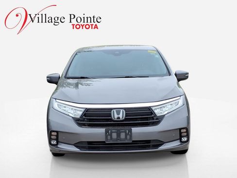 Used 2023 Honda Odyssey Touring image 2