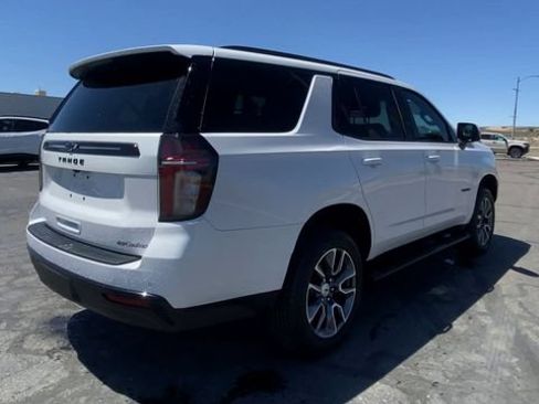 Used 2023 Chevrolet Tahoe Z71 w/ Z71 Off-Road Package AWD/4WD image 8