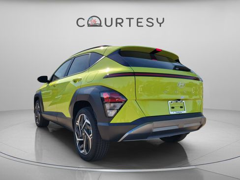 New 2026 Hyundai Kona SEL Premium image 2