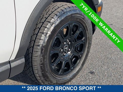 Certified 2025 Ford Bronco Sport Badlands image 12