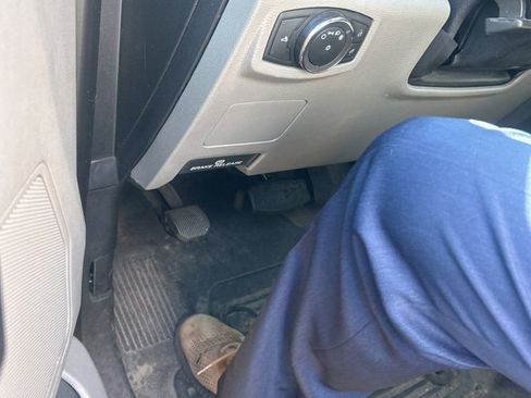 Used 2019 Ford F250 XL w/ STX Appearance Package image 4