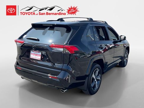 Certified 2025 Toyota RAV4 SE w/ Weather & Moonroof Package AWD/4WD image 5